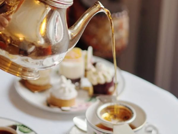 Angol teadélutáni tea
